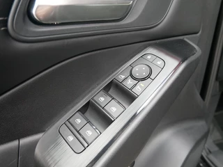 Nissan Qashqai 1.5 e-Power N-Connecta Camera| Carplay | Adaptive / 19