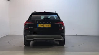 Skoda Kamiq 1.0 TSI 116pk DSG Sport Business Stoelverwarming App-Connect DAB+ / 10