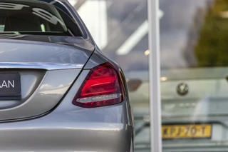 Mercedes-Benz C-Class 180 Prestige  | Camera | LED | Stoelverw. / 40