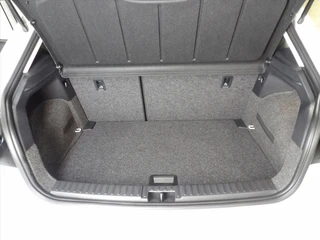 SEAT Ibiza 1.0 EcoTSI 95pk Style Business Intense / 36
