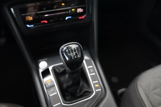 Volkswagen Tiguan 1.5 TSI Life Business|Panorama|ACC|Digital display| / 13