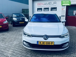 Volkswagen Golf 1.4 TSI eHybrid Navi/ CarPlay/ Stoelmassage / 4