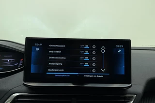 Peugeot 5008 1.2 Hybrid 136pk Allure Pack Business | Autmaat | 7 Zits | Achteruitrij camera | Elektrische achterklep | 18inch LichtMetalen Velgen / 24