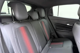 Alfa Romeo Junior 1.2 Turbo 145pk Hybrid Automaat Ibrida Speciale | Navigatie | Adapt. Cruise control | Climate control | Elektrische achterklep | Keyless | LED Matrix koplampen | 18" Lichtmetalen velgen / 18