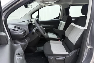 Citroen ë-Berlingo Feel L1 50 kWh | Geen kilometers | Apple Carplay/Android Auto | Parkeersensoren | DAB Radio | Cruise control | Veel ruimte | Metaallak | Armsteun / 17