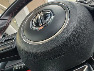 MG EHS 1.5 TGDI PHEV HYBRID LUXURY  SoH 97,87% !! | Leder | 360 Camera | Dodehoeksensoren / 26