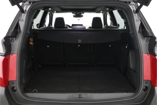 Peugeot 5008 1.2 PureTech Active Pack Business  GT - Trekhaak - All Seasonbanden - Schuif/kantel dak - Virena zekerheidspakket €895 / 36
