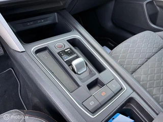 Seat Leon Sportstourer 1.5 eTSI FR / Pano / Trekhaak / Beats / 26