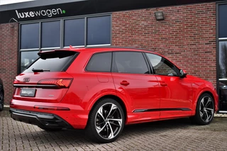 Audi Q7 55 TFSI e quattro S-Line  Rijklaar! Pano 22inch Contourzetels Luchtv / 53