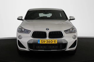 BMW X2 xDrive20i High Executive M Sport X Achteruitrijcamera Head-Up Leder Adaptief Onderstel / 14