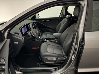 KIA Niro 1.6 GDi Hybrid 141pk DCT6 DynamicLine / 12