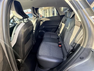 Renault Captur 1.6 E-Tech Hybrid 145 Intens  | LED | Keyless | DAB | Apple / Android | PDC v+a incl. Camera / 66