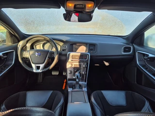 Volvo V60 1.6 T3 R-DESIGN Camera, Trekhaak, Carplay, ALL IN Prijs! / 4