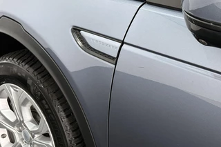 Land Rover Discovery Sport P300e 1.5 S / 40