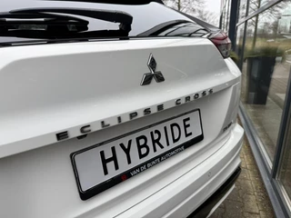 Mitsubishi Eclipse Cross 2.4 PHEV Executive *Stoelverwarming & ACC* / 37