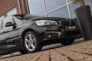 BMW 2-serie Active Tourer 225xe Luxury | Driving Assistant Plus | Panoramadak | Fileassistent | Active Cruise control | Head-up | HiFi audio | Sportstoelen | Rijstrooksensor | Keyless entry / 46