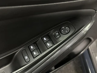 Opel Grandland X 1.2 Turbo Ultimate|Stuur/Stoelverwarming|Carplay|Climate/Cruisecontrol| / 21