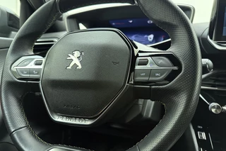 Peugeot 2008 1.2 PureTech GT 130 PK | Handgeschakeld | Camera | Climate Control | Adaptive Cruise Control | 3-D Instrumentenpaneel | Start/stop | 1e eigenaar | BTW auto / 29
