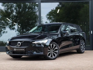 Volvo V60 T8 AWD Plus Dark 455PK Panoramadak HeadUp Display 360 Cam Alarm Getint glas