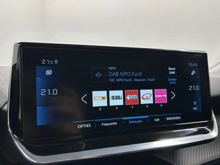 Peugeot 2008 1.2 PureTech Allure Pack CAMERA TREKHAAK ECC CRUISE LM NAVI CARPLAY. / 31