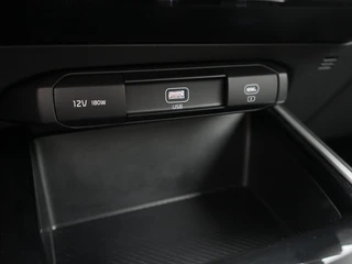 Kia Niro 1.6 GDi PHEV DynamicLine Camera | Private lease 599 per maand / 37
