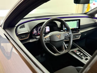 CUPRA Formentor 1.5 TSI Business Exclusive Paint | Pano | Winterpakket | Cruise adaptief | 19 Inch | Matrix Led | Virtual | / 2