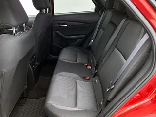 Mazda CX-30 2.0 e-SkyActiv-G M Hybrid Sportive | Automaat | Adaptive cruise | Stoelverwarming | HUD | Camera | Trekhaak / 32