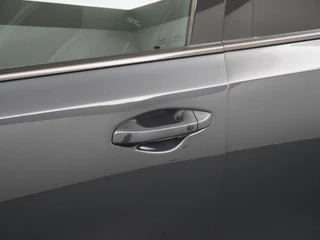 Kia XCeed 1.5 T-GDi GT-Line  - Automaat - Panorama dak - Stoel/Stuur verwarming - Navigatie - Climate Control - Achteruitrijcamera - Elektrische Achterklep - 7 jaar of 150.000km Fabrieksgarantie / 17