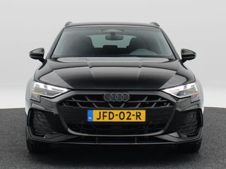 Audi A3 Sportback 45 TFSi 272 Pk e S-line Competition | Trekhaak | Stoelverwarming | Adaptive Cruise | Half Leer | Camera | Carplay | 18 Inch | 28.601 Km !! / 6