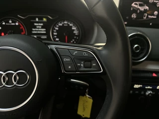 Audi Q2 30 TFSI Pro Line App-Connect DAB+ Climate Control / 21
