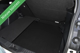 Toyota Yaris Cross 1.5 Hybrid Collection JBL MATRIX/TWO TONE/CAMERA/ETC.! / 33