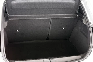 Peugeot 208 1.2 Hybrid 100 e-DCS6 Allure / 10