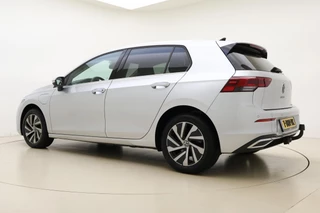 Volkswagen Golf 1.4 eHybrid Style 204pk | DSG | Trekhaak | Navigatie | Comfortstoel | Apple Carplay/Android Auto | Adapt. Cruise control | Climate control | LED koplampen / 15