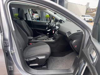 Peugeot 308 SW 1.2 PureTech Blue Lease Executive | Trekhaak | Panoramadak | Distributieriem vervangen | NL-auto / 14