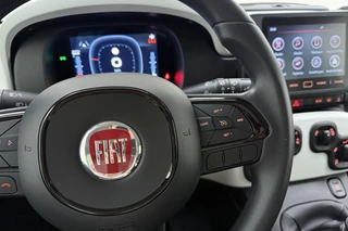 Fiat Panda 1.0 Hybrid Pandina Cross 69pk | Airco | Cruise Control | Lichtmetalen Velgen | Android Auto - Apple Carplay | Parkeersensoren Achter | Dakrails / 16