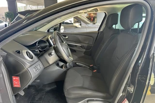 Renault Clio Estate 0.9 TCe Night&Day / 17