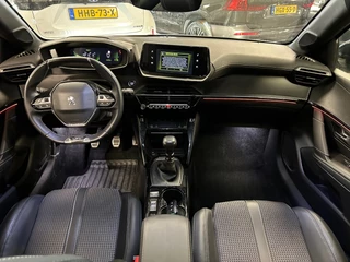 Peugeot 208 1.2 GT 101PK / Navigatie / DAB / Camera / PDC v+a / Full Led / 8