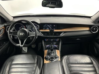 Alfa Romeo Stelvio 2.0 T AWD TREKHAAK LEER NAVI CRUISE ECC. / 2