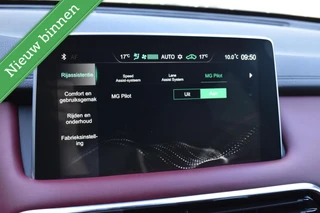 MG EHS 1.5 TGDI Luxury Plug In Hybrid PANORAMADAK/LEDER/DODE HOEK DET./VOL!/ETC.! / 19