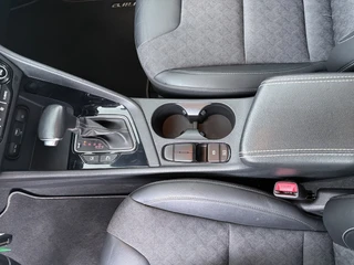 Kia Niro 1.6 GDi Hybrid DynamicLine  - Trekhaak - Camera - Navigatie - AppleCarplay - Android Auto - Fabrieksgarantie tot 05-2027 / 33