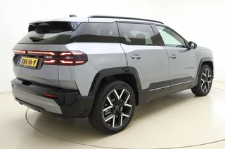 Jeep Compass First Edition 74 kWh | DEMO | Lederen bekleding | Massagestoelen | | Panoramisch Schuifdak | Stoelventilatie en verwarming | Keyless | Climate control | Draadloze telefoonlader / 2