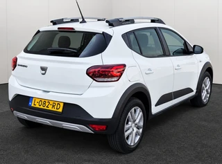 Dacia Sandero Stepway 1.0 TCe Comfort | 1e Eigenaar | Navigatie | Parkeersensoren | Cruise Control | Airco | Stuurbediening | Bluetooth / 7