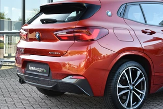 BMW X2 xDrive25e M-Sport  | Sunset Orange | ACC | Leder | Elek-klep / 23
