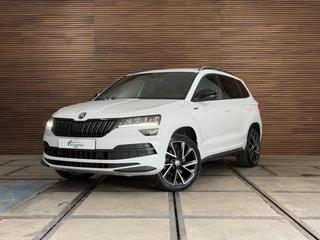 Skoda Karoq 1.5 TSI DSG 4x4 Sportline Business | 1800KG Trekgewicht | Carplay | Sportstoelen | Camera