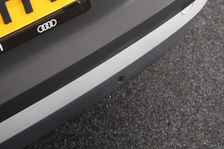 Volkswagen ID.4 First 77 kWh SOH 90% Trekhaak Stoelverwarming Camera Navigatie / 48