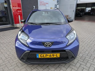 Toyota Aygo X Juniper Blue Metallic / 17