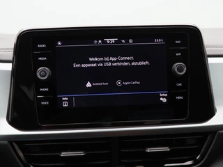 Volkswagen T-Roc 1.0 TSi 110 Pk Life | Adaptive Cruise | Airco | Camera | CarPlay | 17 Inch | 60.043 Km !! / 24