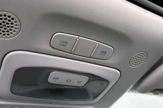 Fiat 500 C Icon 42 kWh Stoelverwarming 17'' Diamantfinish Velgen Cruise control / 36