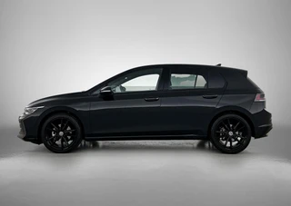 Volkswagen Golf 1.5 eTSI Black Line CAMERA | IQ Light + Grill | VIRTUAL / 2