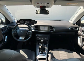 Peugeot 308 SW 1.2 PureTech Blue Lease Premium KEYLESS - PANO / 2